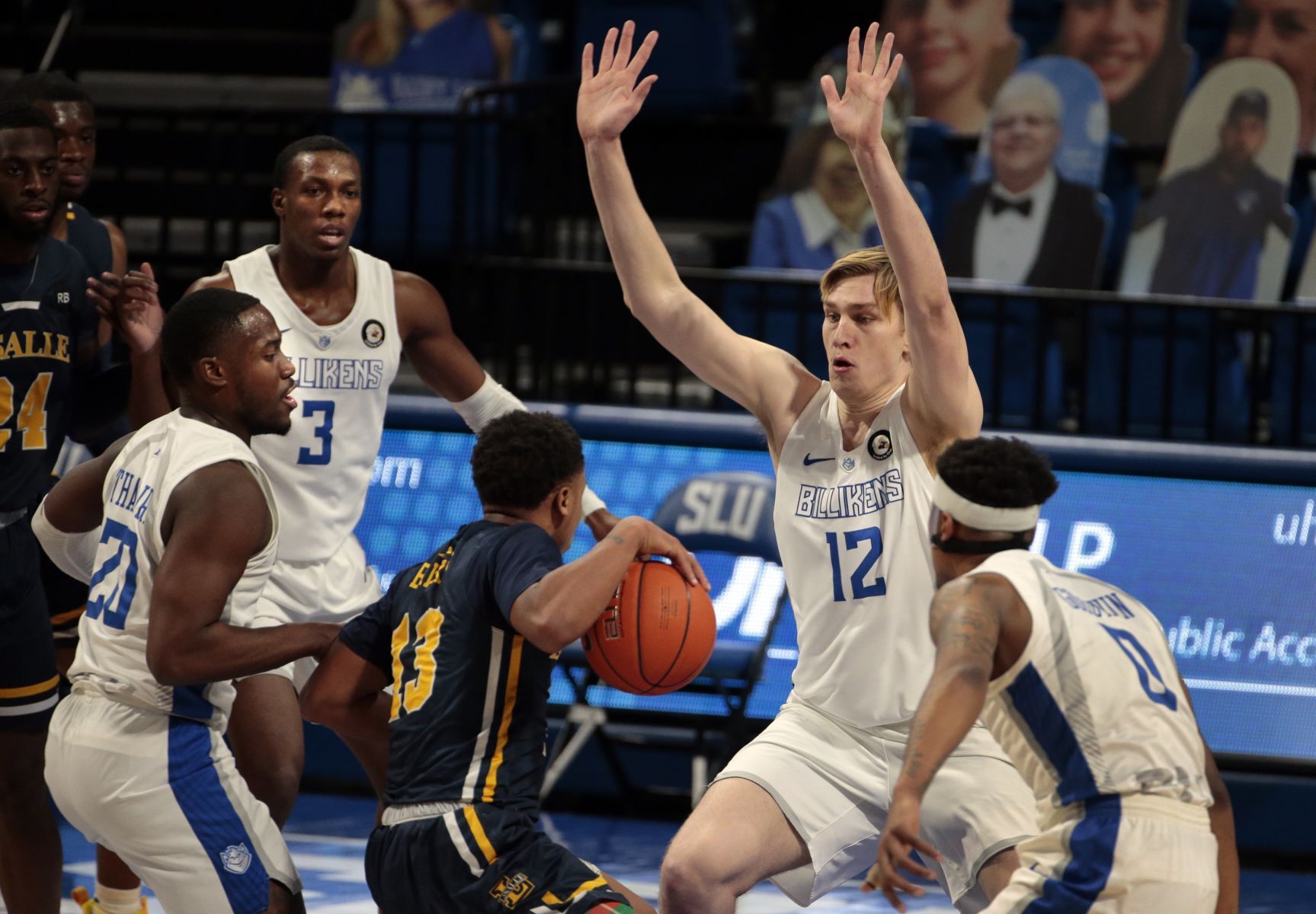 Billikens host La Salle at Chaifetz